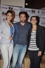 Abhay Deol, Preeti Desai at One by two merchandise launch in Inorbit, Malad on 28th Jan 2014